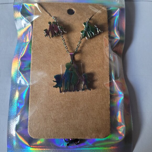 Set of "Family" Necklace and Earrings - Picture 1 of 1